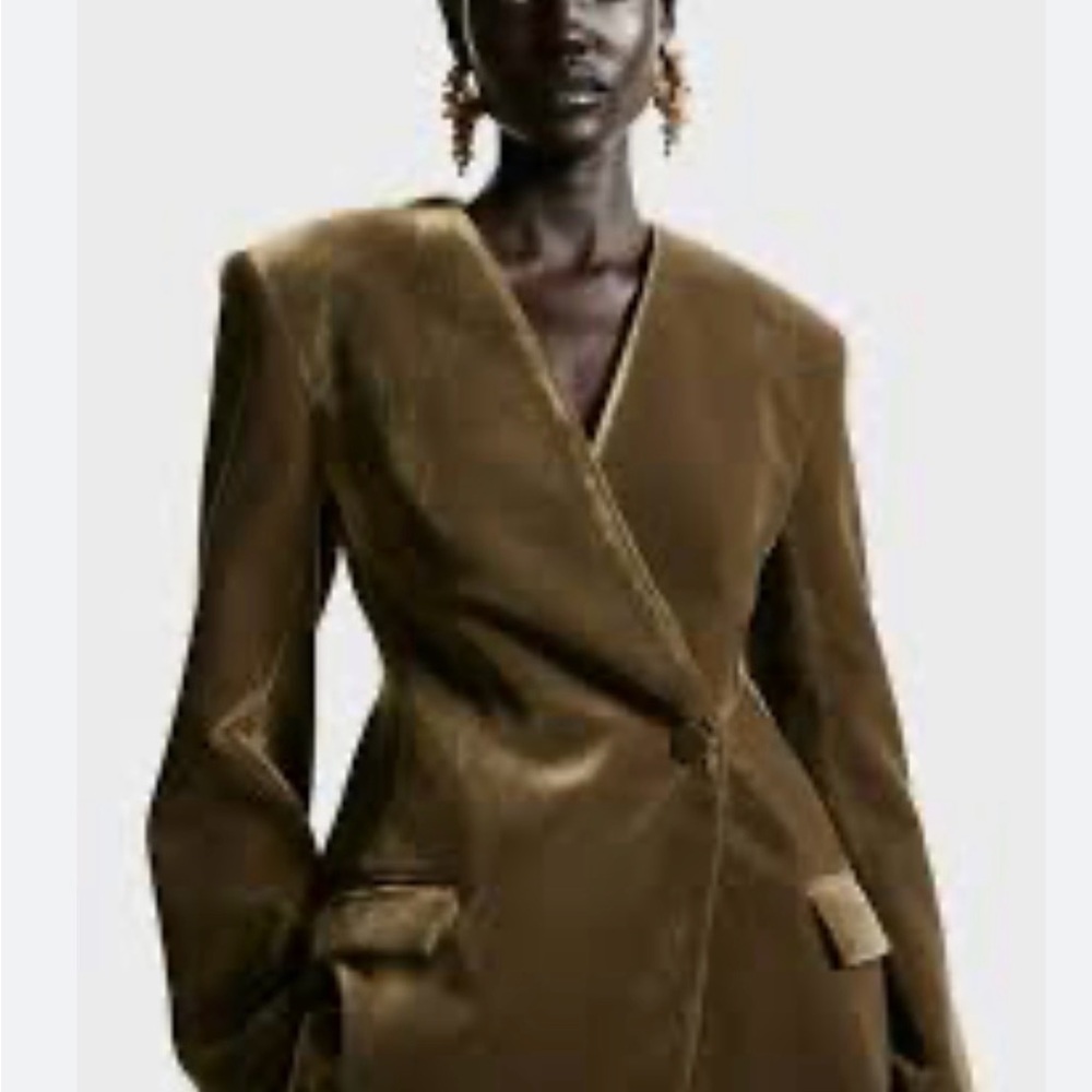 H&M holiday collection 2025  velvet blazer